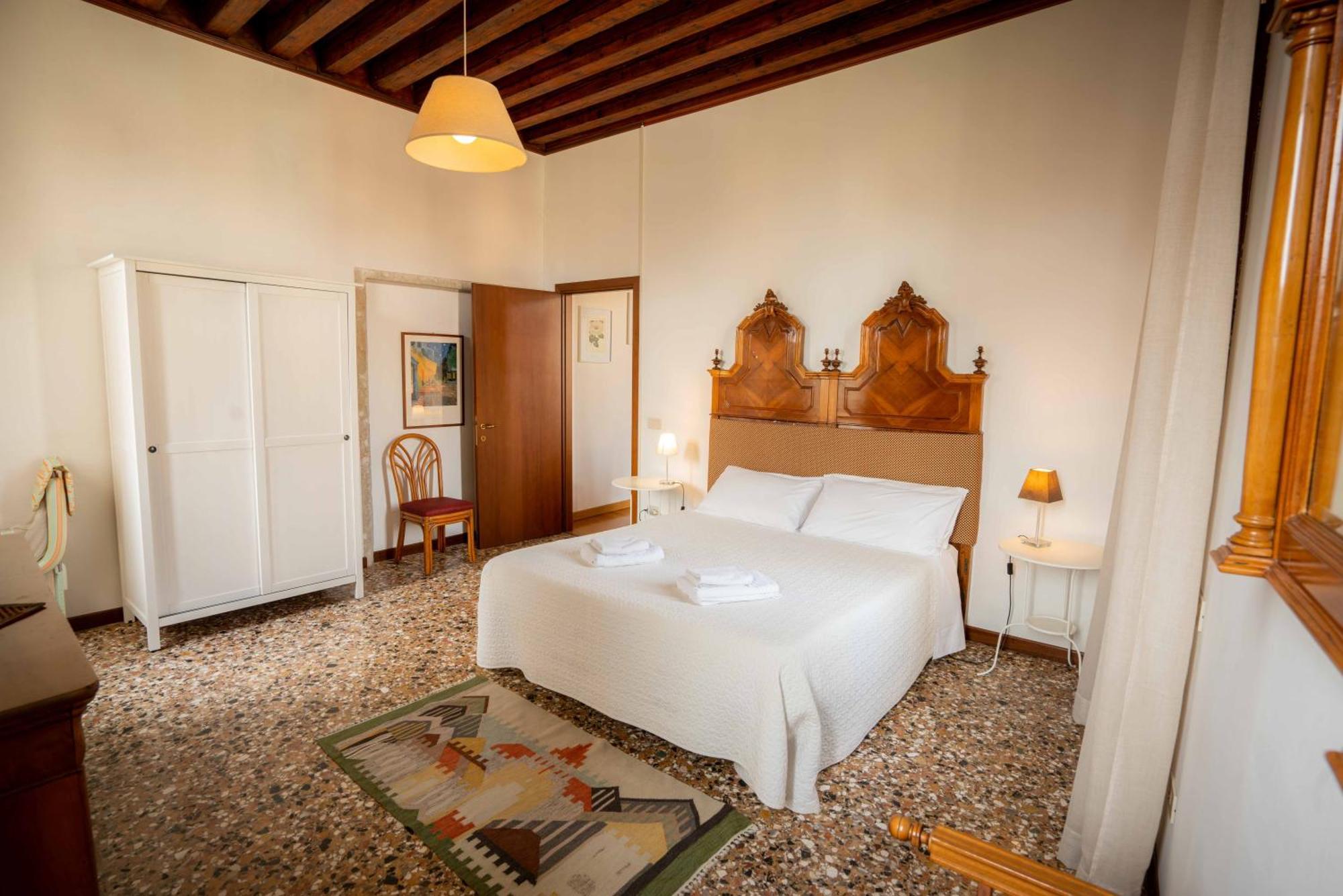 San Trovaso Apartment Venice Ngoại thất bức ảnh
