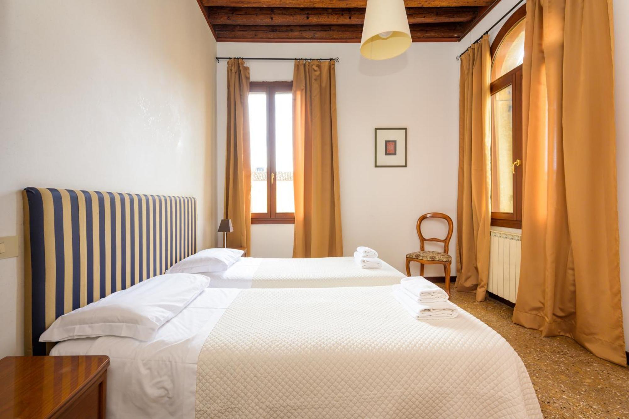San Trovaso Apartment Venice Ngoại thất bức ảnh