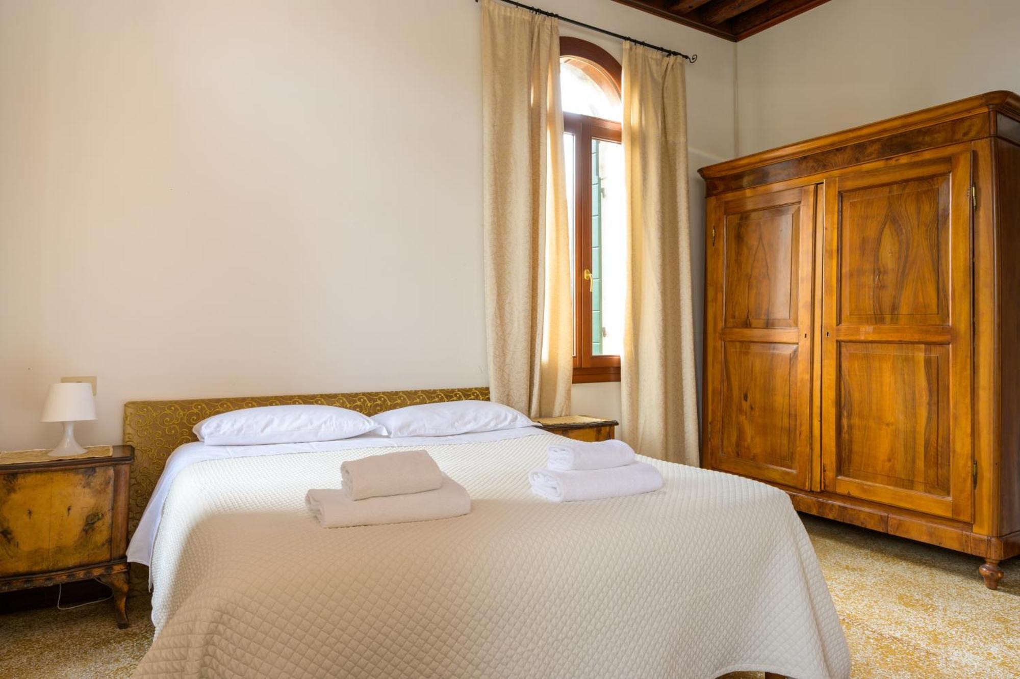 San Trovaso Apartment Venice Ngoại thất bức ảnh