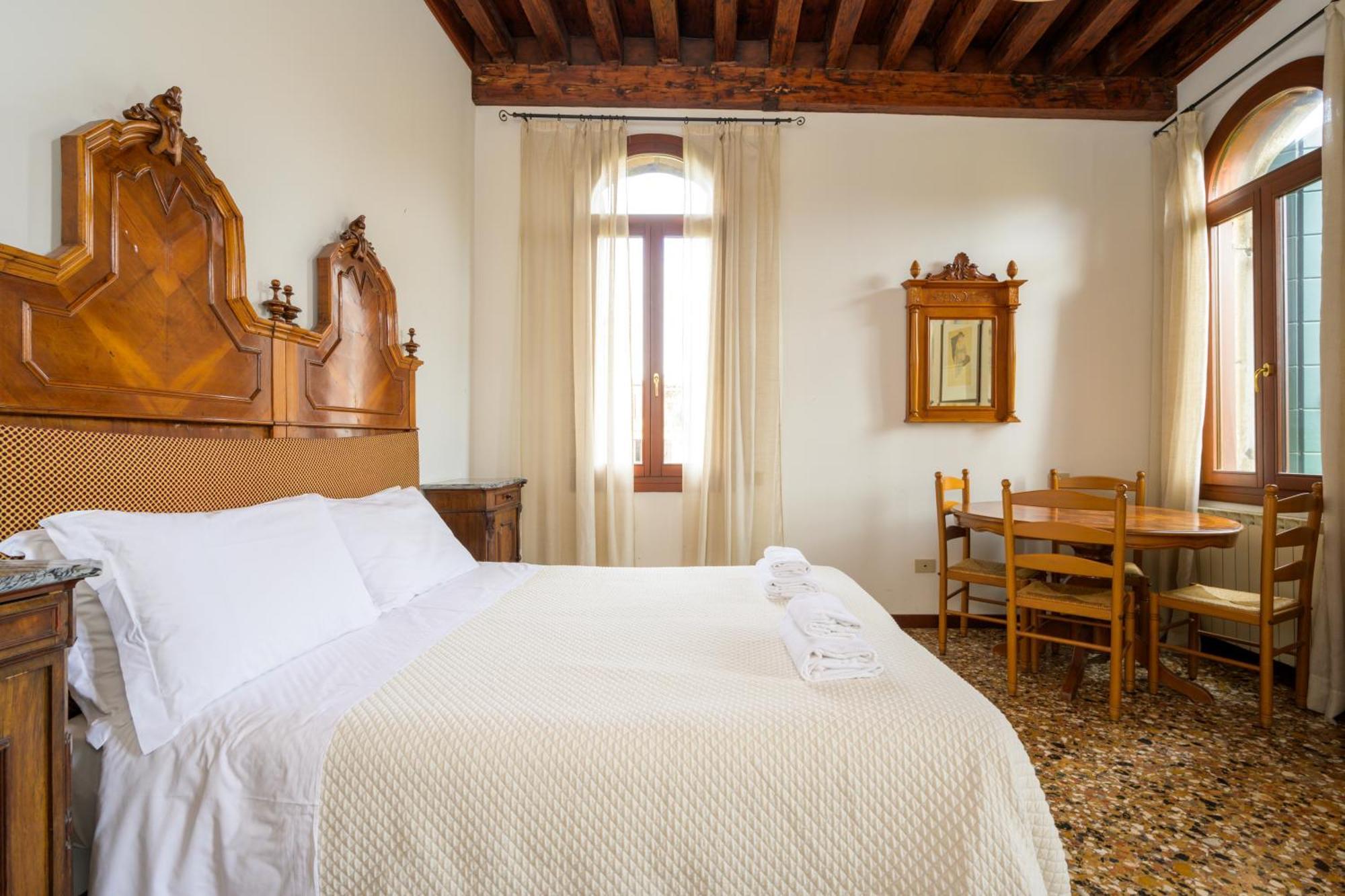 San Trovaso Apartment Venice Ngoại thất bức ảnh