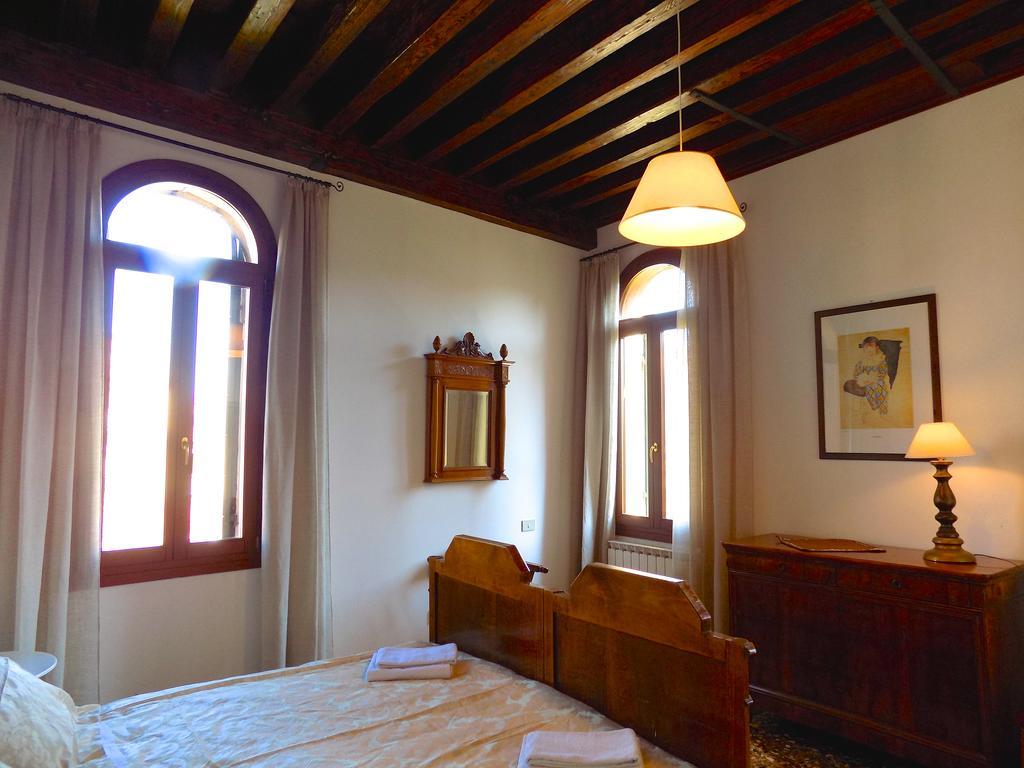 San Trovaso Apartment Venice Ngoại thất bức ảnh