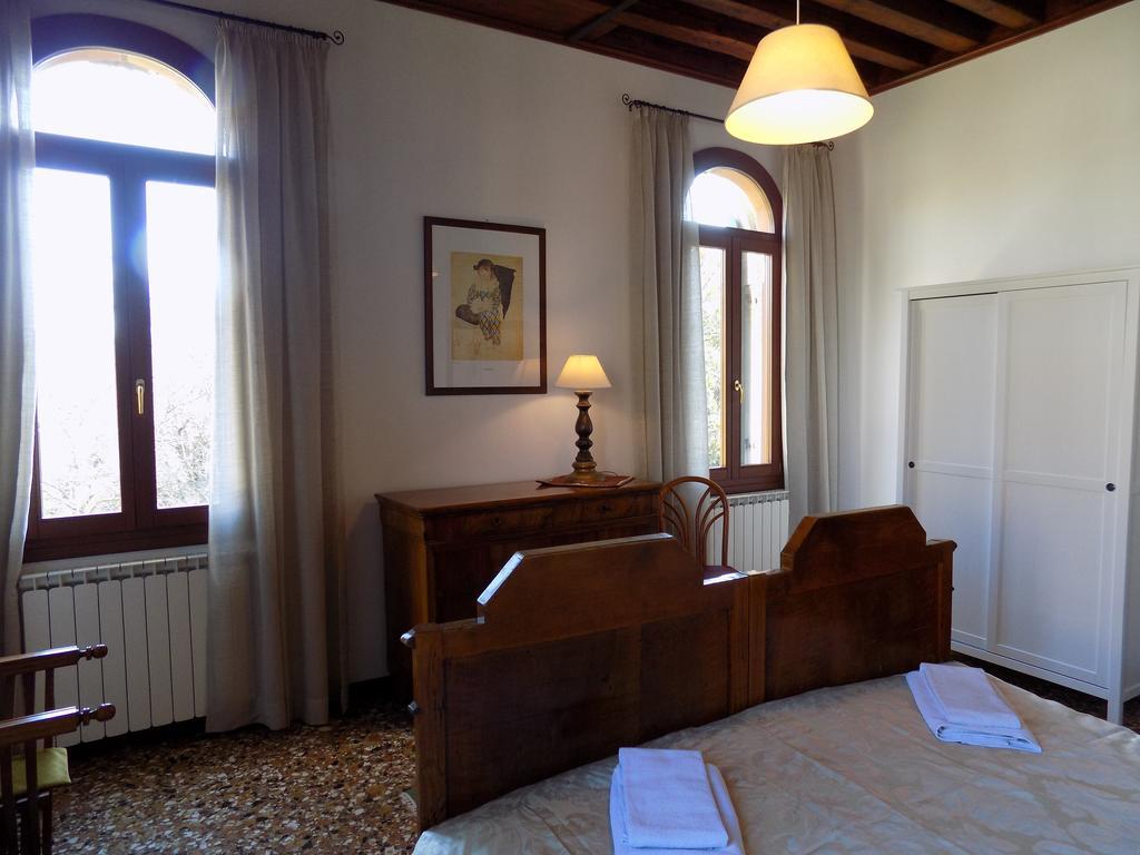 San Trovaso Apartment Venice Ngoại thất bức ảnh