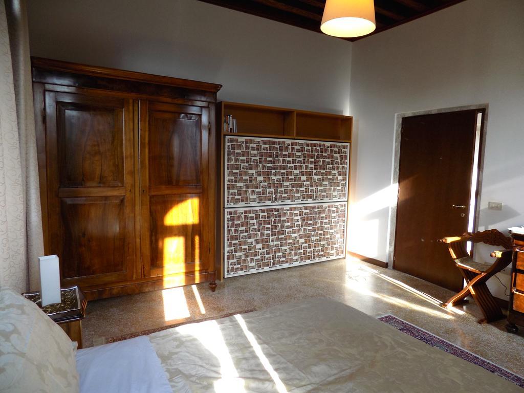 San Trovaso Apartment Venice Ngoại thất bức ảnh