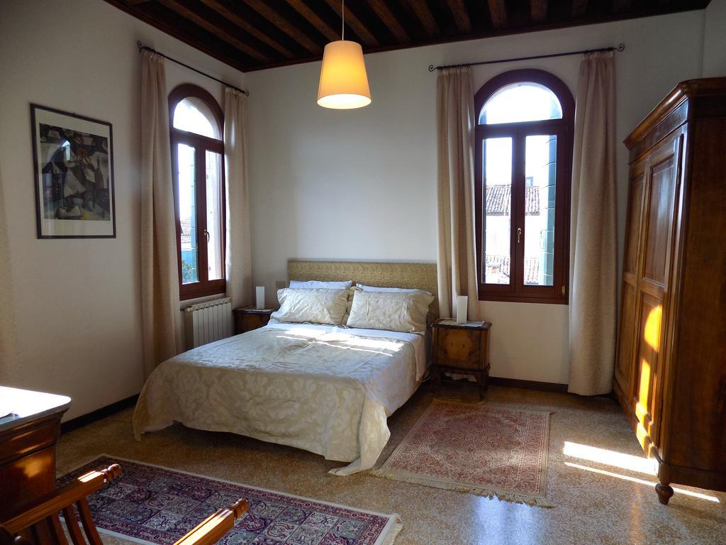 San Trovaso Apartment Venice Ngoại thất bức ảnh