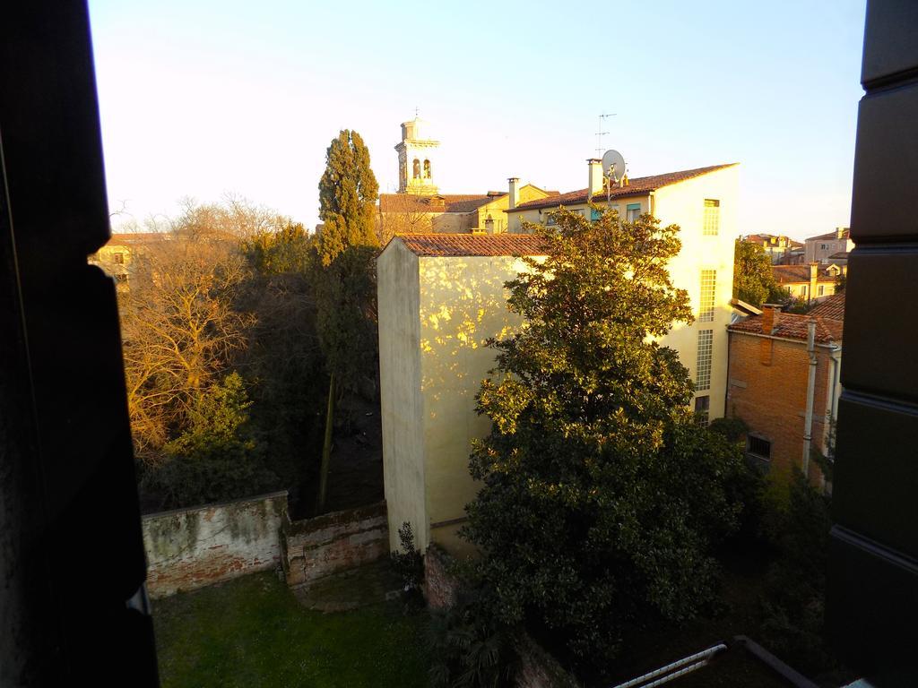San Trovaso Apartment Venice Ngoại thất bức ảnh