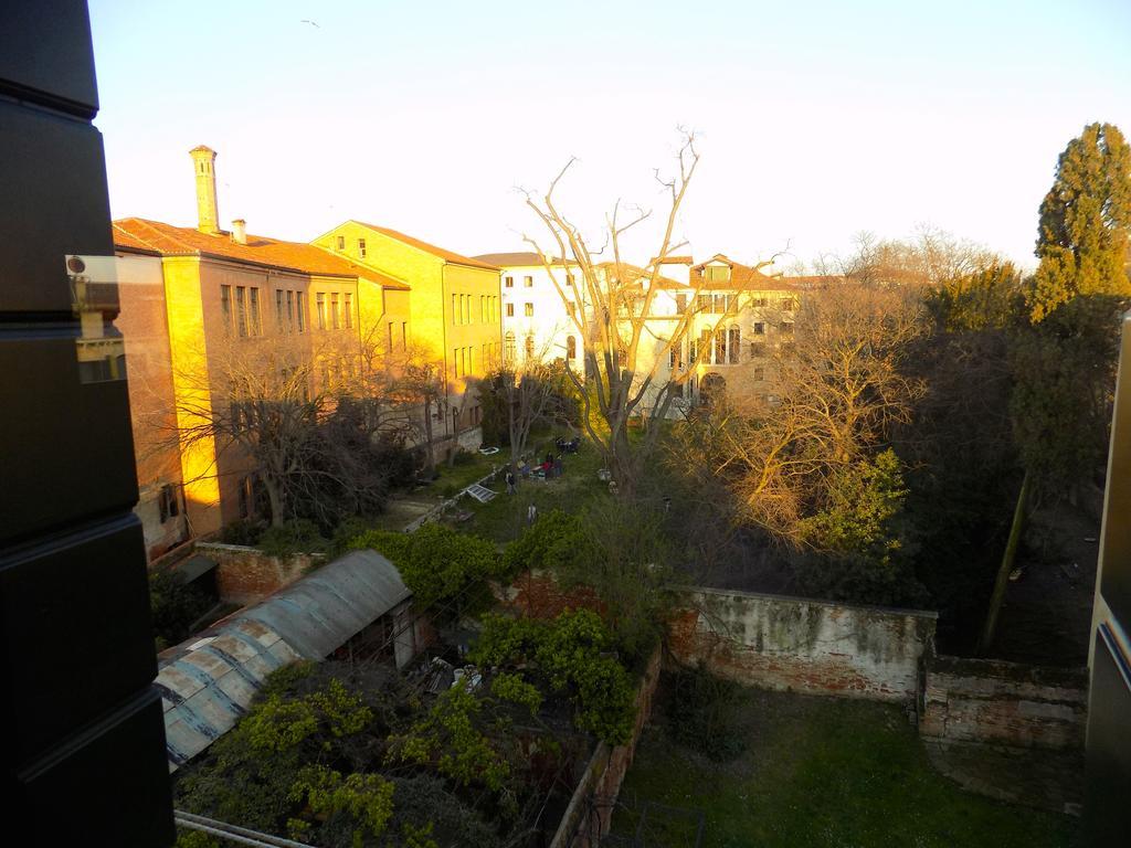 San Trovaso Apartment Venice Ngoại thất bức ảnh