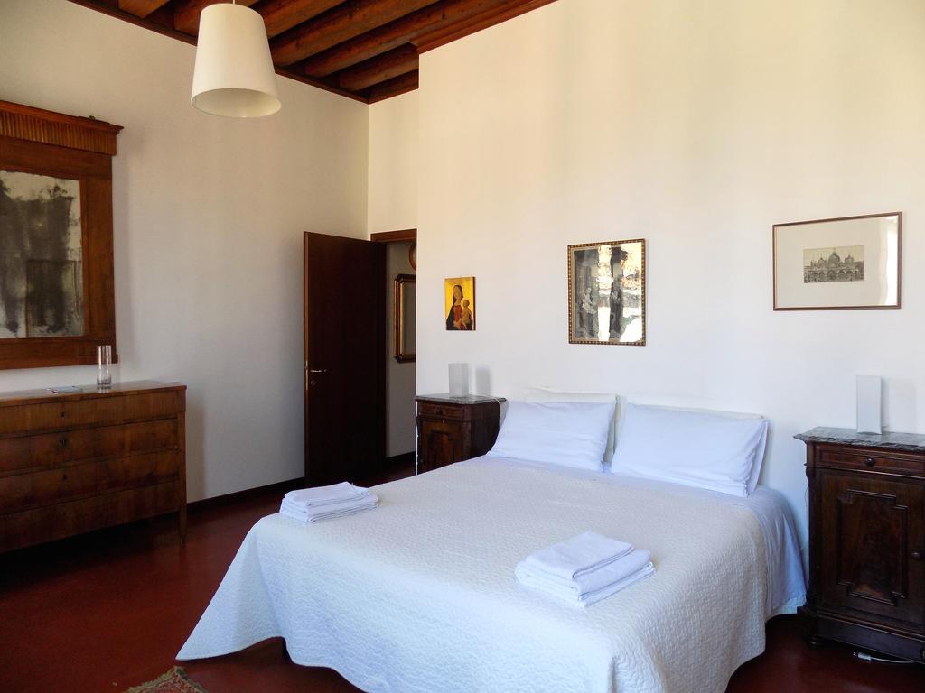 San Trovaso Apartment Venice Ngoại thất bức ảnh