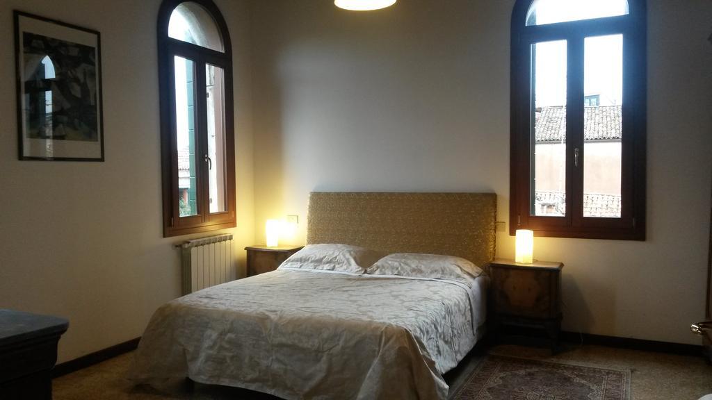 San Trovaso Apartment Venice Ngoại thất bức ảnh